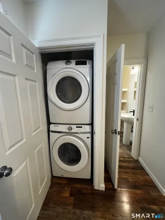 $2,200 | 25 Lester Avenue, Unit 2, Stonington, CT 06379