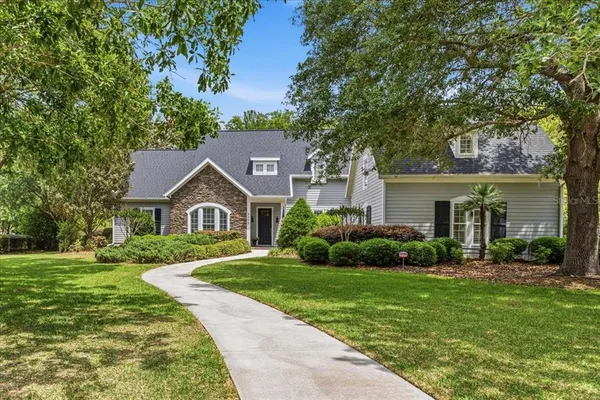 $960,000 | 2772 Northwest 26th Place, Gainesville, FL 32605