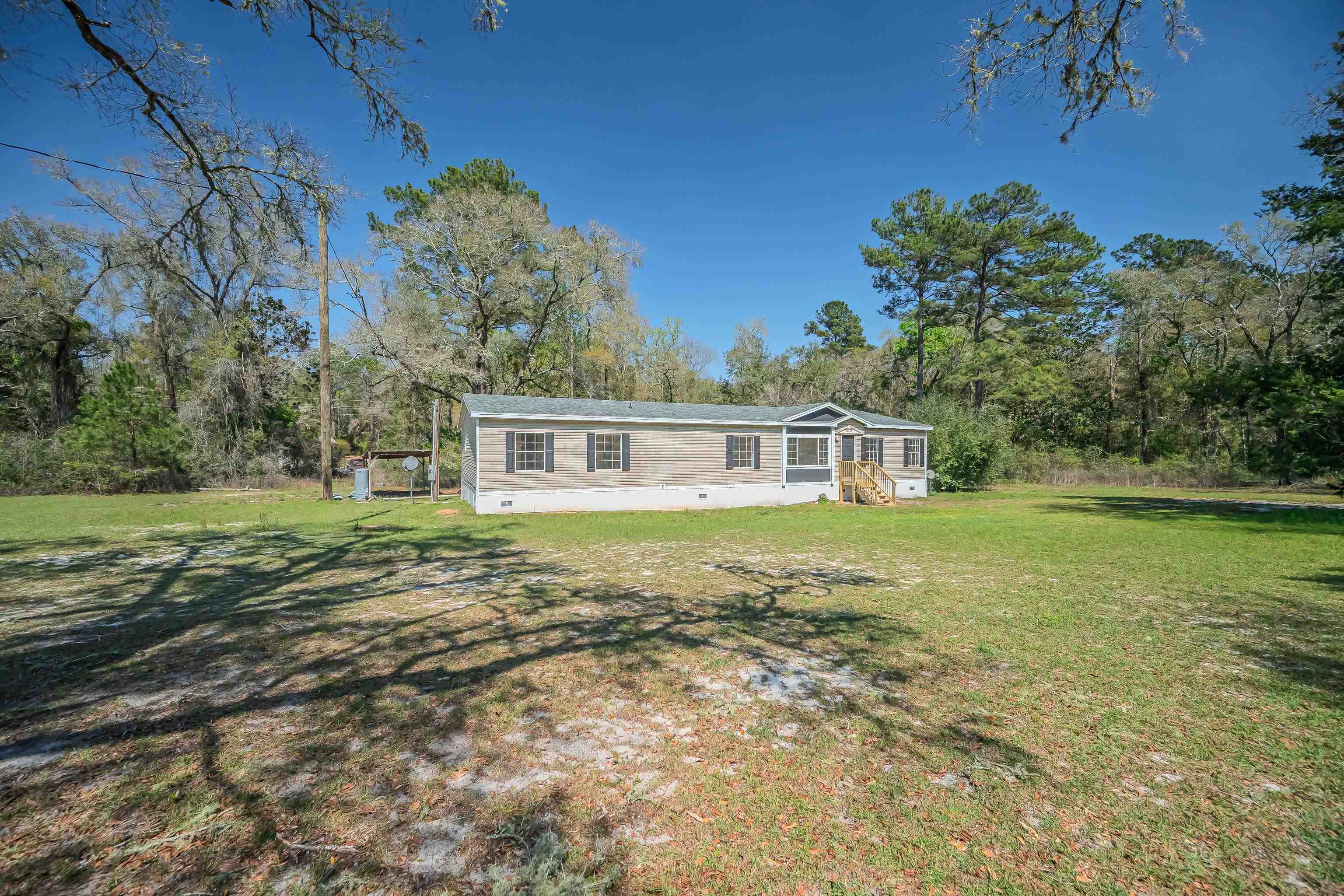 164 Adell Williams Road Crawfordville, FL 32327 - Photo 4 of 33
