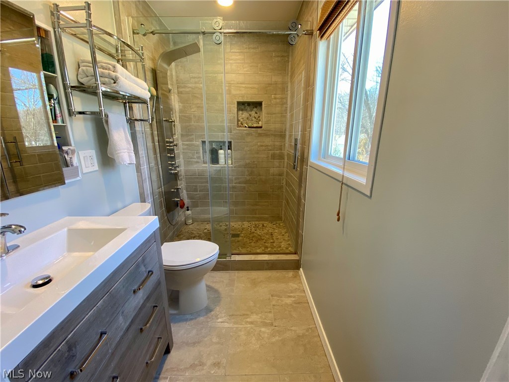 3444 Niles Carver Road Mineral Ridge, OH 44440 - Photo 17 of 29 Large Master bath, remodeled 2020