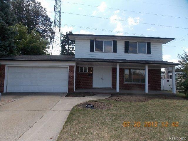 3952 Rolf Drive Warren, MI 48092 - Photo 1 of 11 DSCN8280 (640x480).jpg