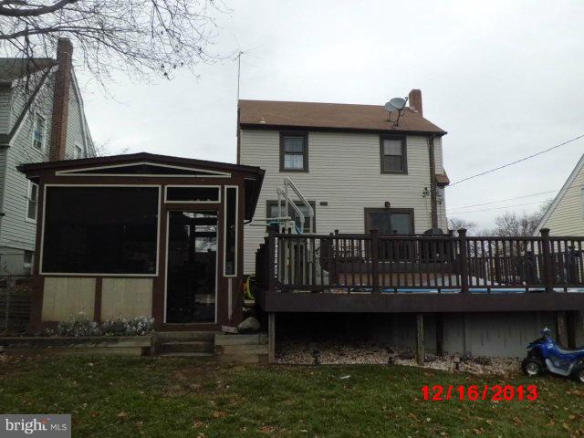 1230 Ten Oaks Road Baltimore, MD 21227 - Photo 2 of 13 Exterior (Rear)