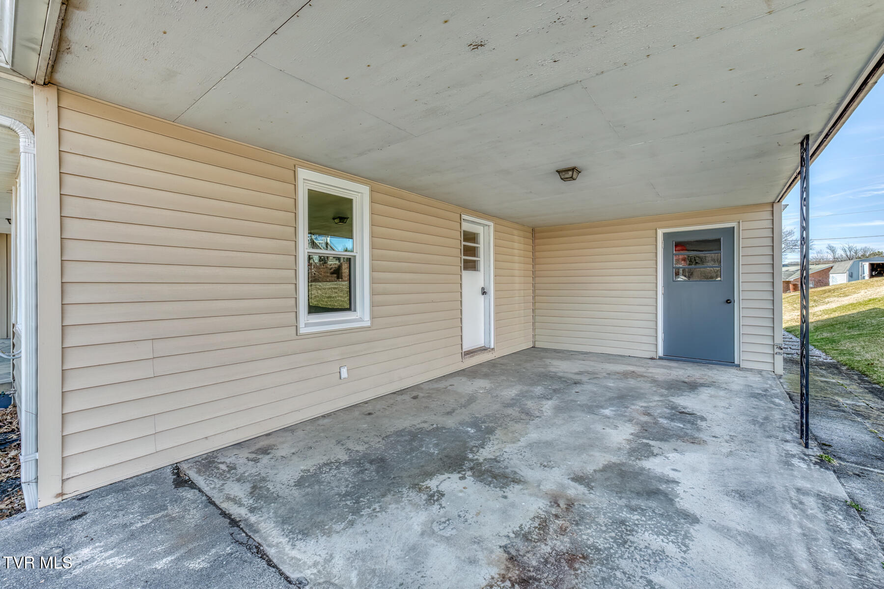 1140 Foxcroft Road Bristol, VA 24201 - Photo 47 of 50 1140 Foxcroft Rd-47