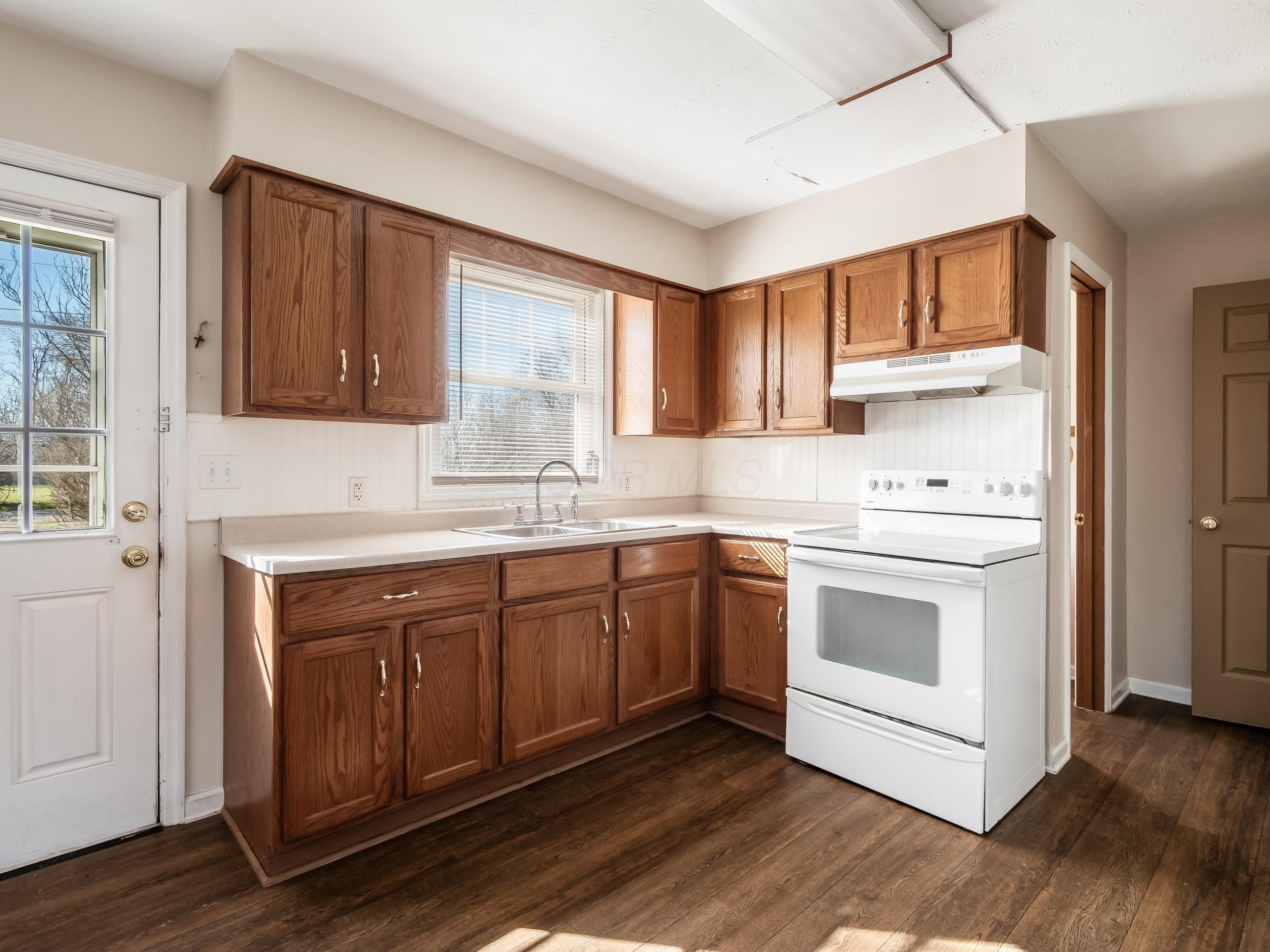 6295 Dresden Road Zanesville, OH 43701 - Photo 31 of 43 6295 Dresden Rd- kitchen 3 of the other