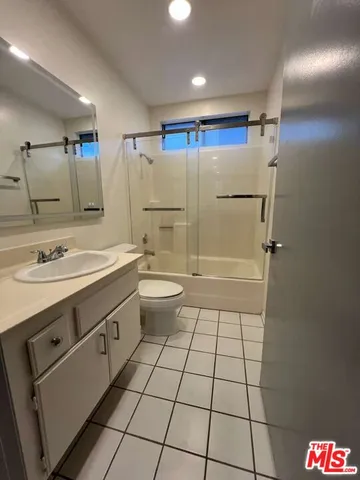 $3,995 | 1931 Malcolm Avenue, Unit 201, Los Angeles, CA 90025