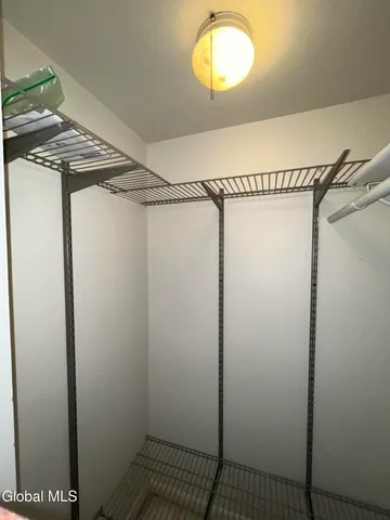 $1,250 | 242 Elm Street, Unit BSMT, Albany, NY 12202