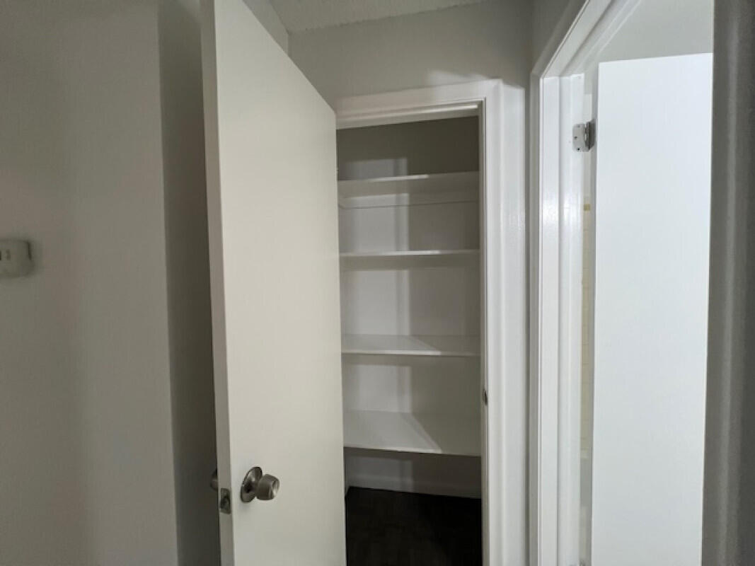 523 South K Street, Unit 7 Lake Worth Beach, FL 33460 - Photo 11 of 14 IMG_9147jpg