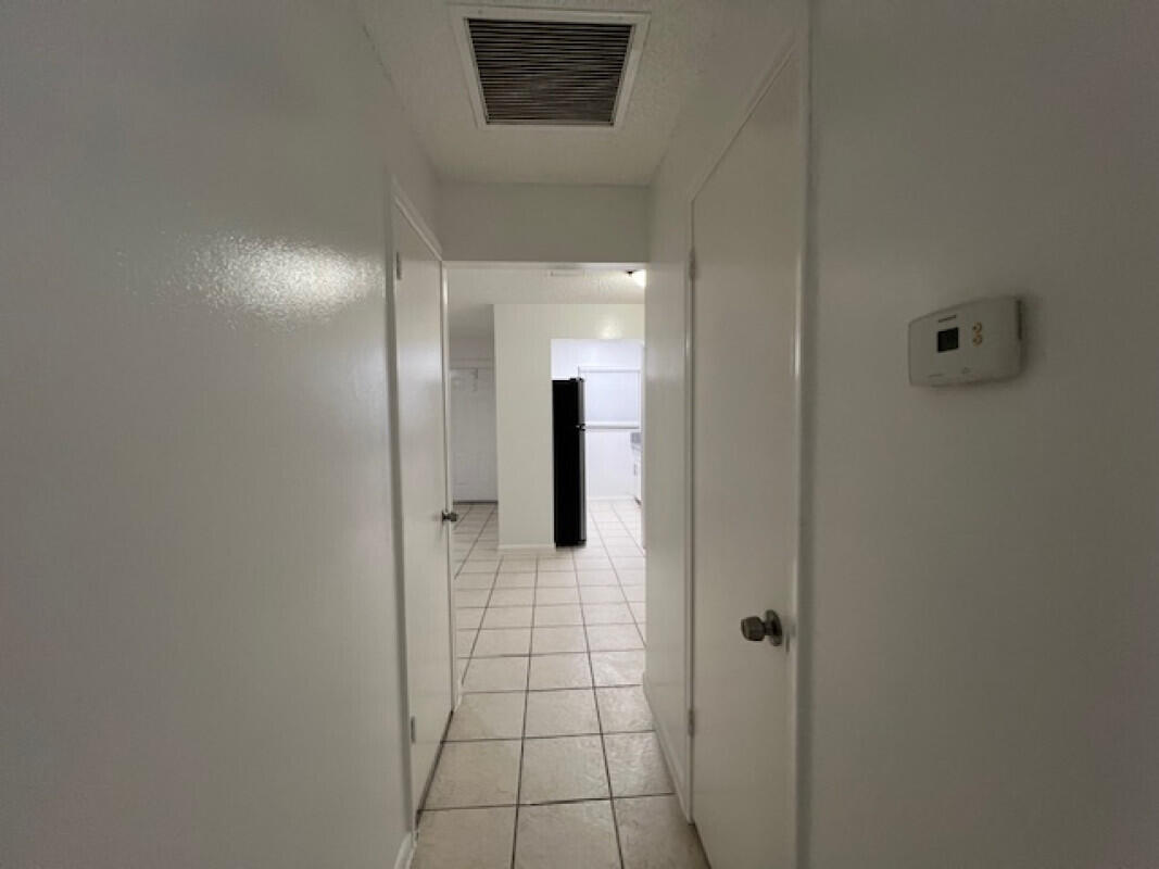 523 South K Street, Unit 7 Lake Worth Beach, FL 33460 - Photo 14 of 14 IMG_9150jpg