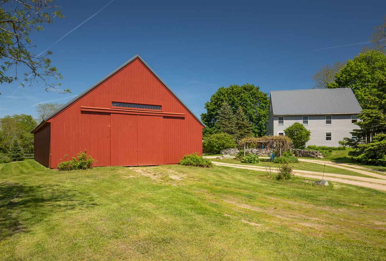 170 Garrison Road Dover, NH 03820 - Photo 4 of 39