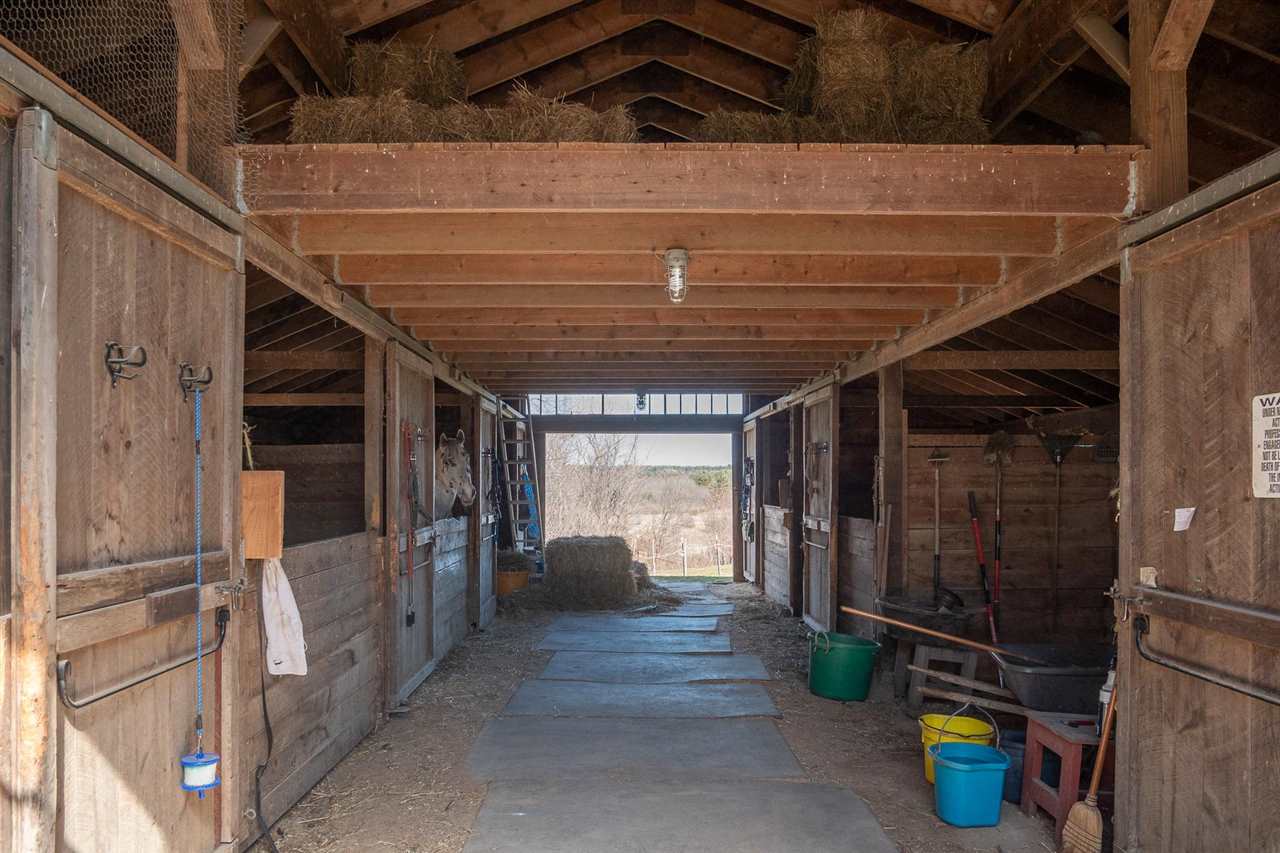 170 Garrison Road Dover, NH 03820 - Photo 10 of 39