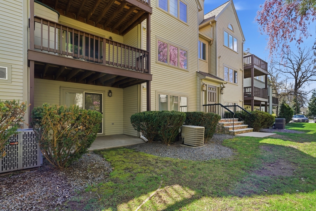 63 Maple Street, Unit F Canton, MA 02021 - Photo 3 of 15