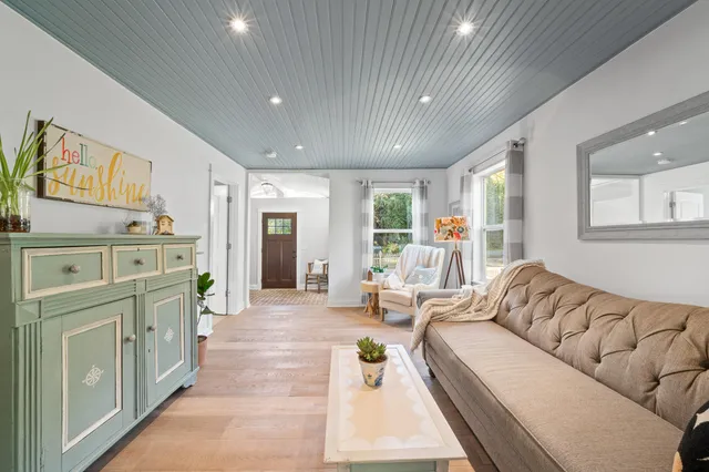 $499,000 | W3608 Glenmore Avenue, Linn, WI 53147