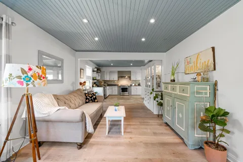 $499,000 | W3608 Glenmore Avenue, Linn, WI 53147