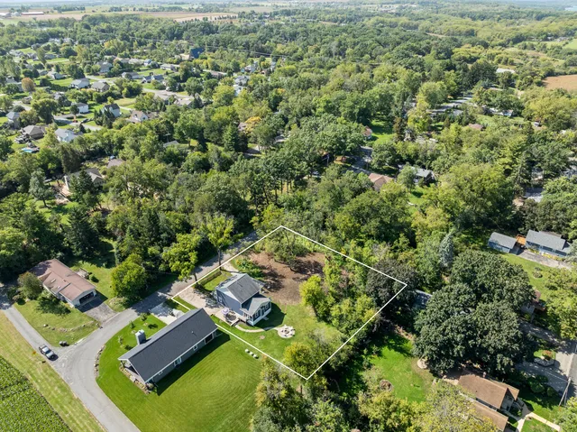 $499,000 | W3608 Glenmore Avenue, Linn, WI 53147