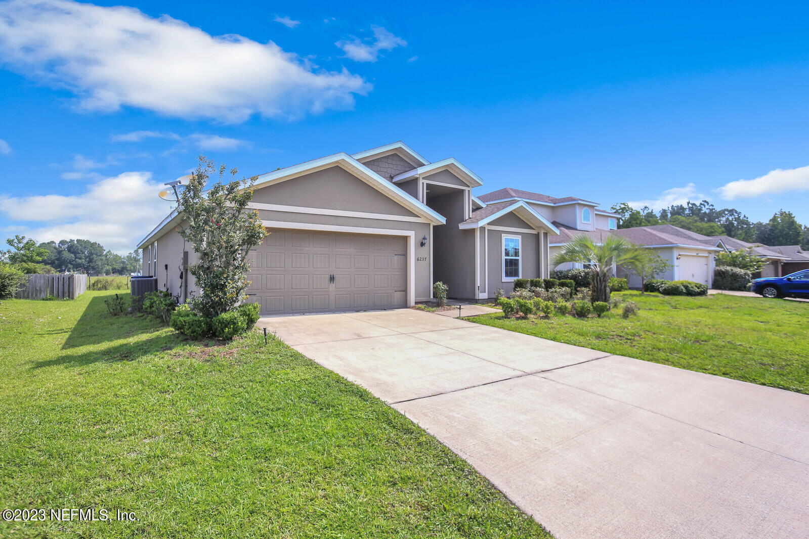 6237 Daylilly Road Macclenny, FL 32063 - Photo 2 of 28 25_IMG_4869_mls