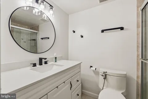 $298,000 | 12403 Braxfield Court, Unit 4617, Rockville, MD 20852