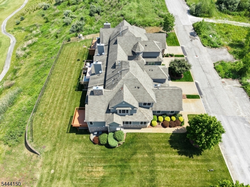 98 Tarrington Road Hamburg, NJ 07419 - Photo 5 of 40