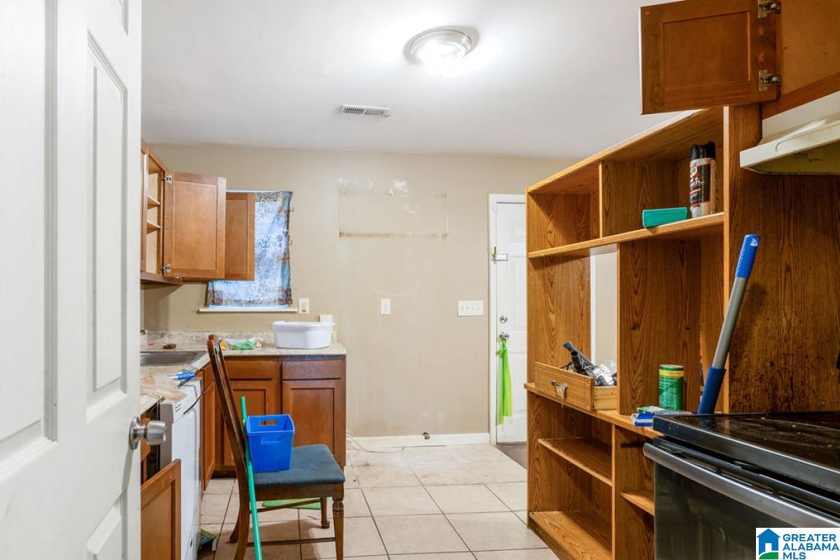 5403 Wesley Drive Midfield, AL 35228 - Photo 14 of 21