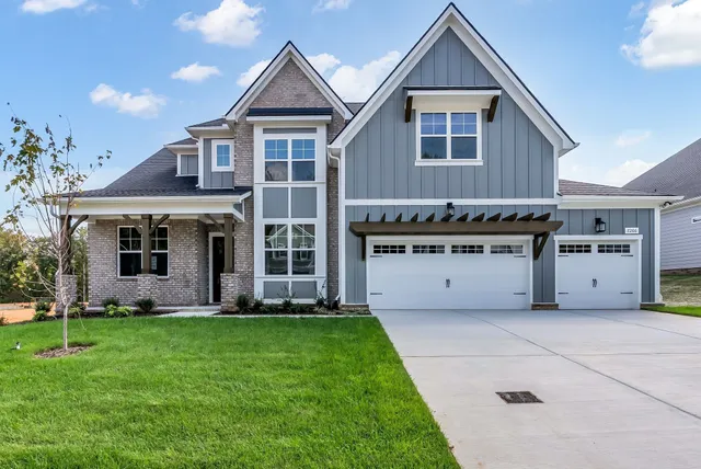 $834,990 | 7266 Fairlawn Drive, Fairview, TN 37062