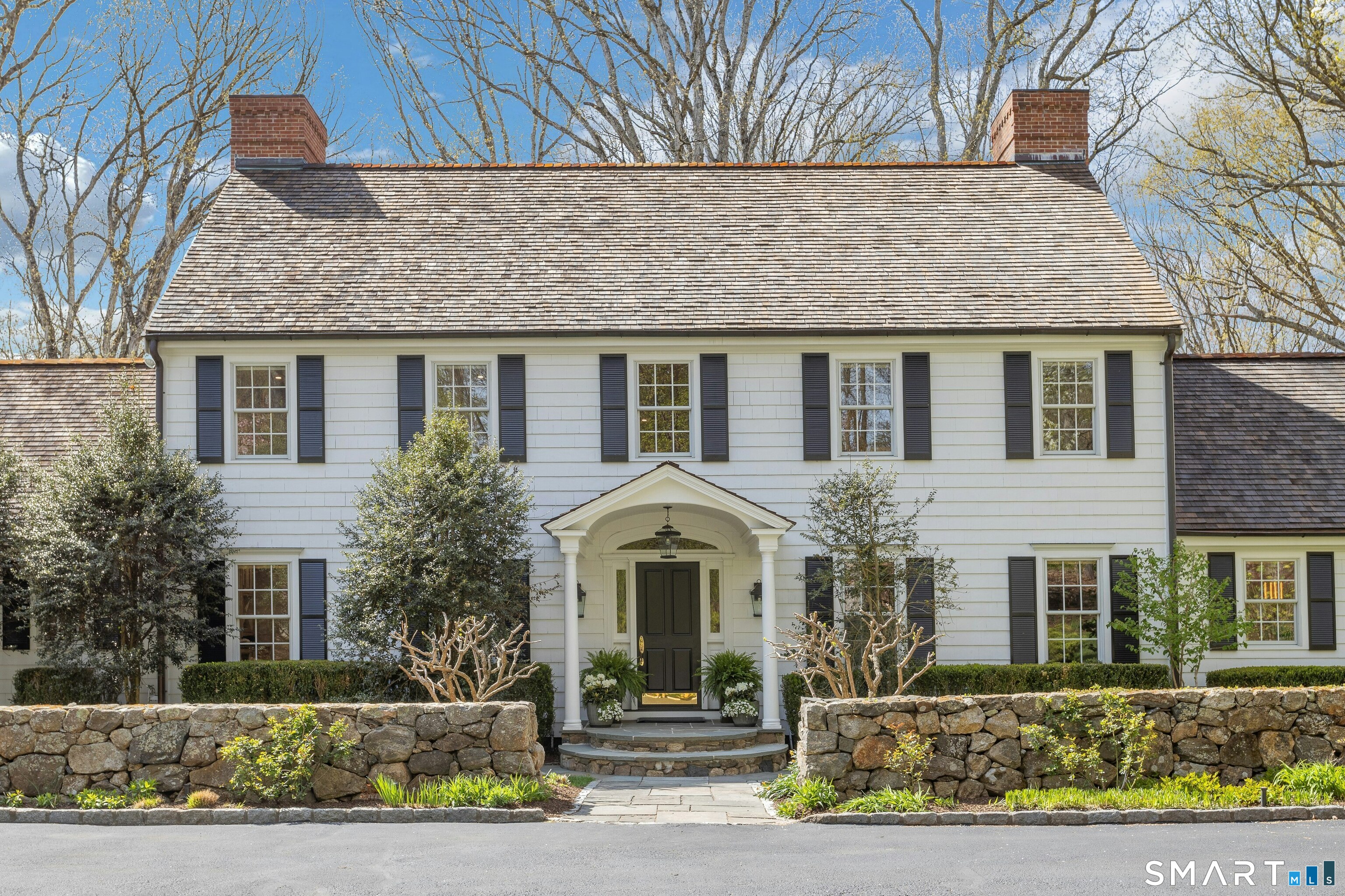 46 Wakeman Road New Canaan, CT 06840 - Photo 2 of 38