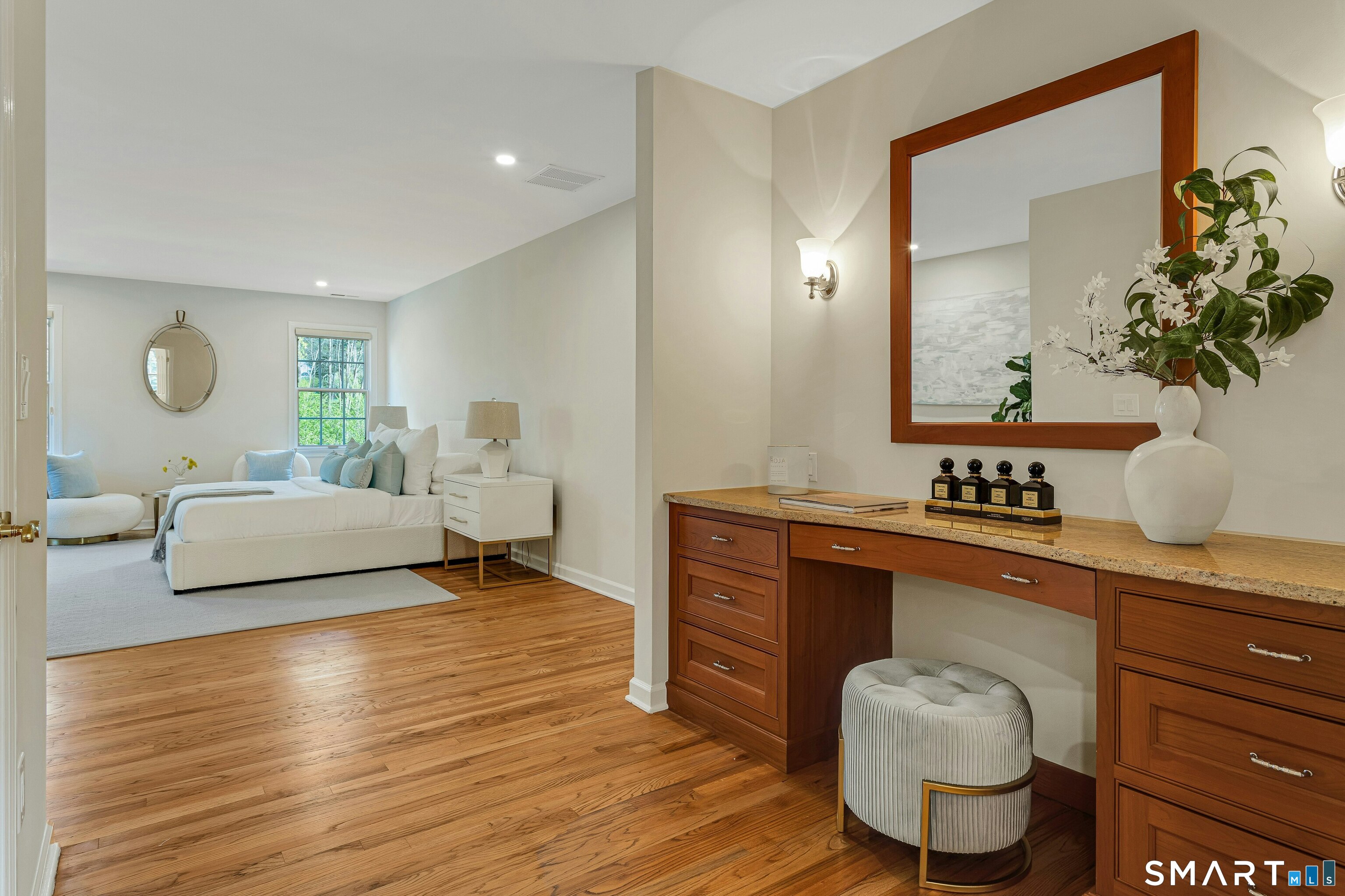46 Wakeman Road New Canaan, CT 06840 - Photo 22 of 38