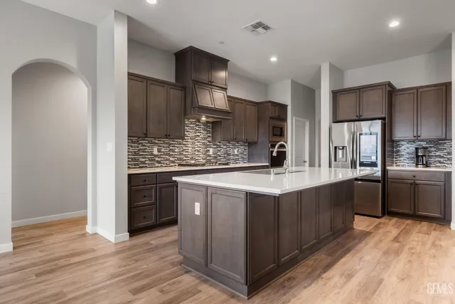 $872,000 | Undisclosed Address, Bakersfield, CA 93314