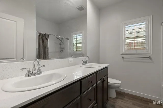 $872,000 | Undisclosed Address, Bakersfield, CA 93314