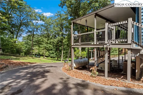 $412,000 | 1502 Greenstreet Drive, Traphill, NC 28685