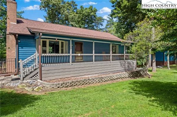 $412,000 | 1502 Greenstreet Drive, Traphill, NC 28685