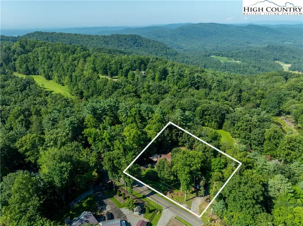 $412,000 | 1502 Greenstreet Drive, Traphill, NC 28685