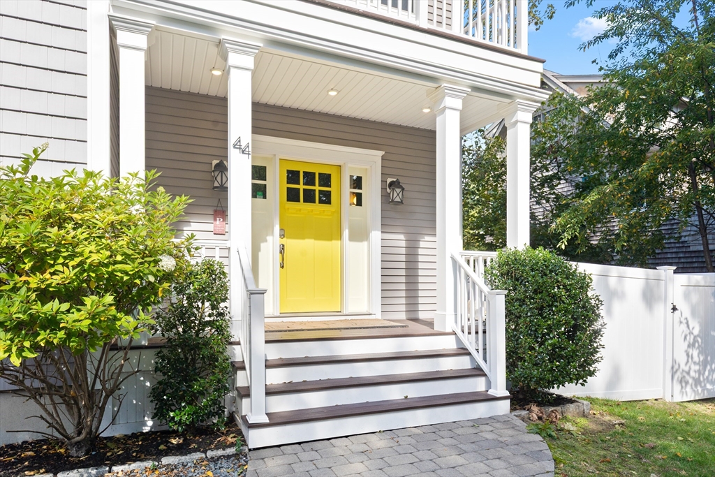 44 Gilford Road Hingham, MA 02043 - Photo 3 of 42