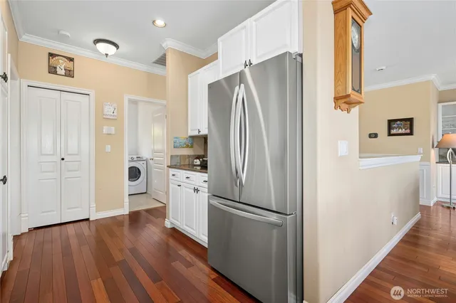 an aerial view of a house outdoor space