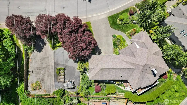 $1,290,000 | 12232 Southeast 80th Way, Newcastle, WA 98056
