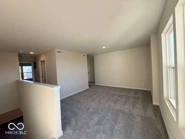 $2,400 | 3815 Sterling Drive, Whitestown, IN 46075