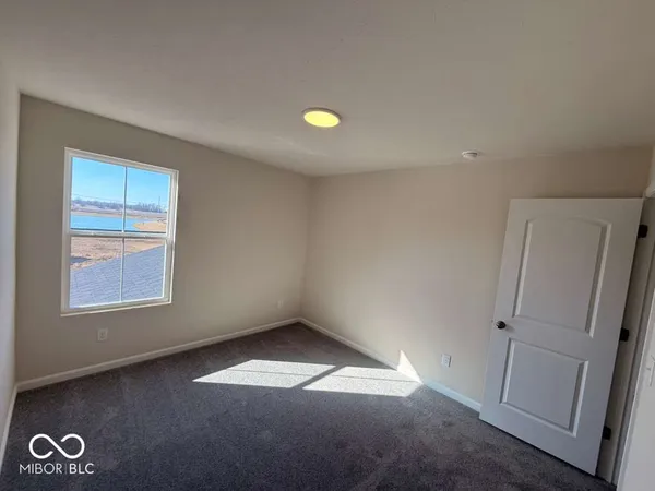 $2,400 | 3815 Sterling Drive, Whitestown, IN 46075