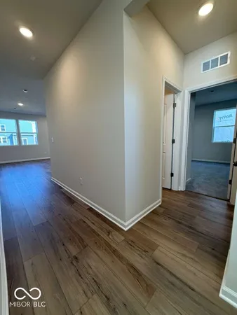 $2,400 | 3815 Sterling Drive, Whitestown, IN 46075