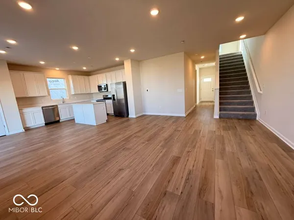 $2,400 | 3815 Sterling Drive, Whitestown, IN 46075