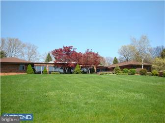 3366 Bingen Road Bethlehem, PA 18015 - Photo 8 of 10 Gallery Image 8