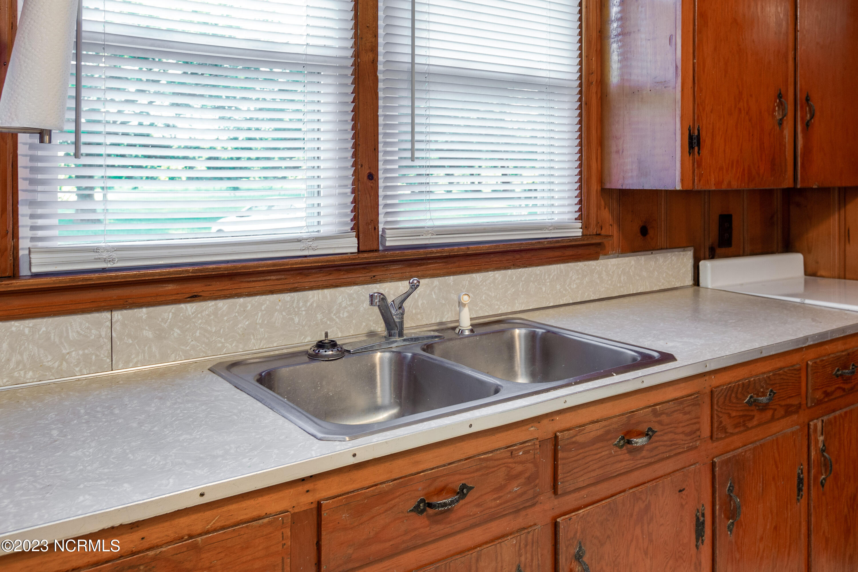 1102 Raleigh Road Clinton, NC 28328 - Photo 7 of 27 1102 Raleigh Rd-8