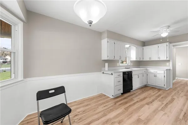 $440,000 | 9912 Knox Drive, Overland Park, KS 66212