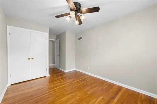 $440,000 | 9912 Knox Drive, Overland Park, KS 66212