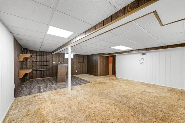 $440,000 | 9912 Knox Drive, Overland Park, KS 66212