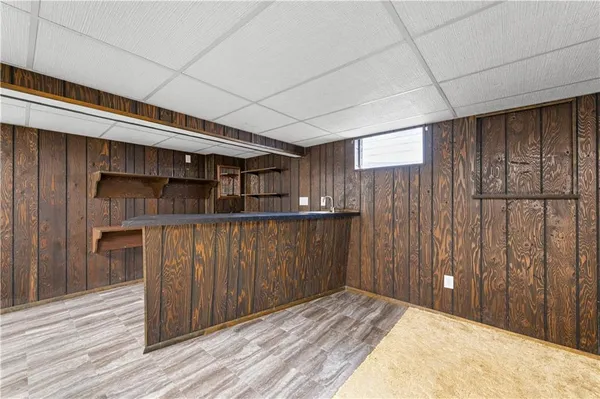 $440,000 | 9912 Knox Drive, Overland Park, KS 66212