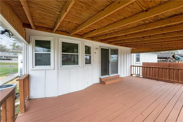 $410,000 | 9912 Knox Drive, Overland Park, KS 66212