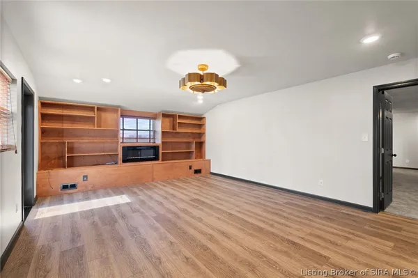 $545,000 | 9591 Pekin Road, Borden, IN 47106