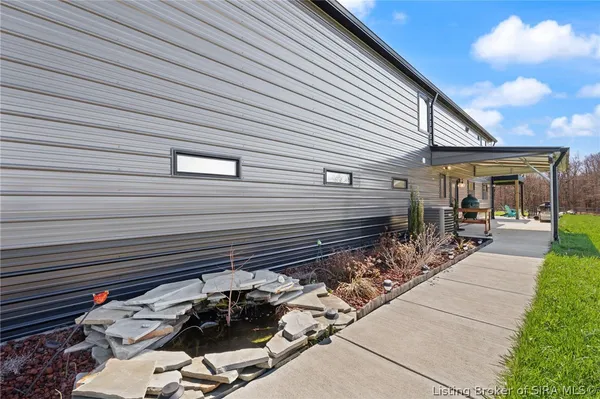 $545,000 | 9591 Pekin Road, Borden, IN 47106