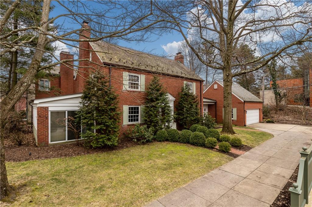 1006 Highmont Road Pittsburgh, PA 15232 - Photo 1 of 25 Gallery Image 1