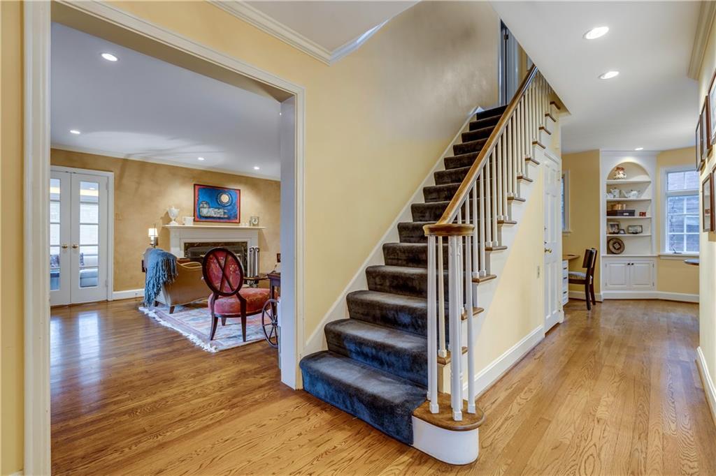 1006 Highmont Road Pittsburgh, PA 15232 - Photo 15 of 25 Gallery Image 15