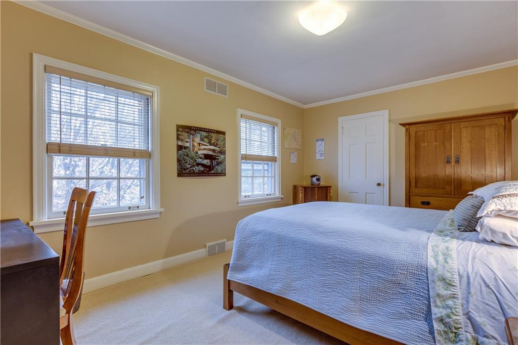 1006 Highmont Road Pittsburgh, PA 15232 - Photo 18 of 25 Gallery Image 18