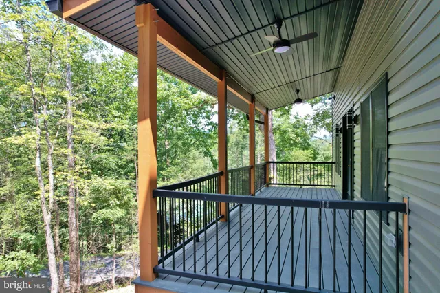 $645,000 | 1034 Greenview Drive, Basye, VA 22810